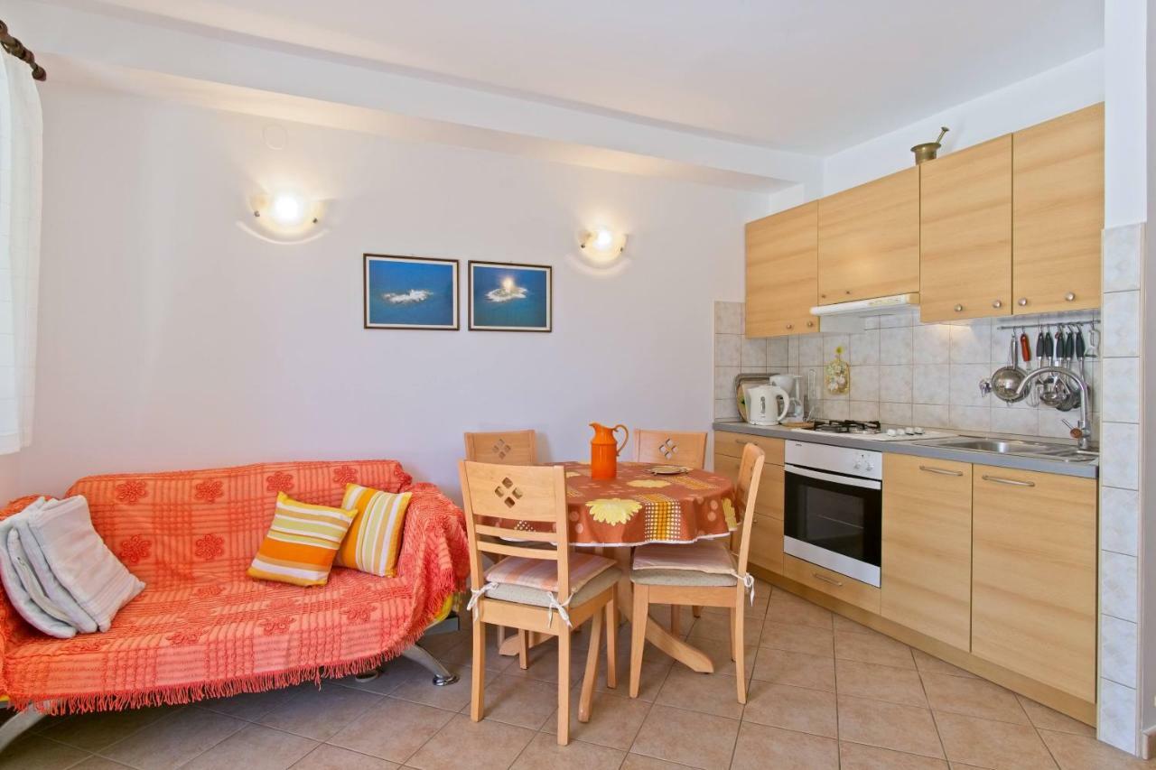 Apartmani Dorita مالي لوشينغْ المظهر الخارجي الصورة