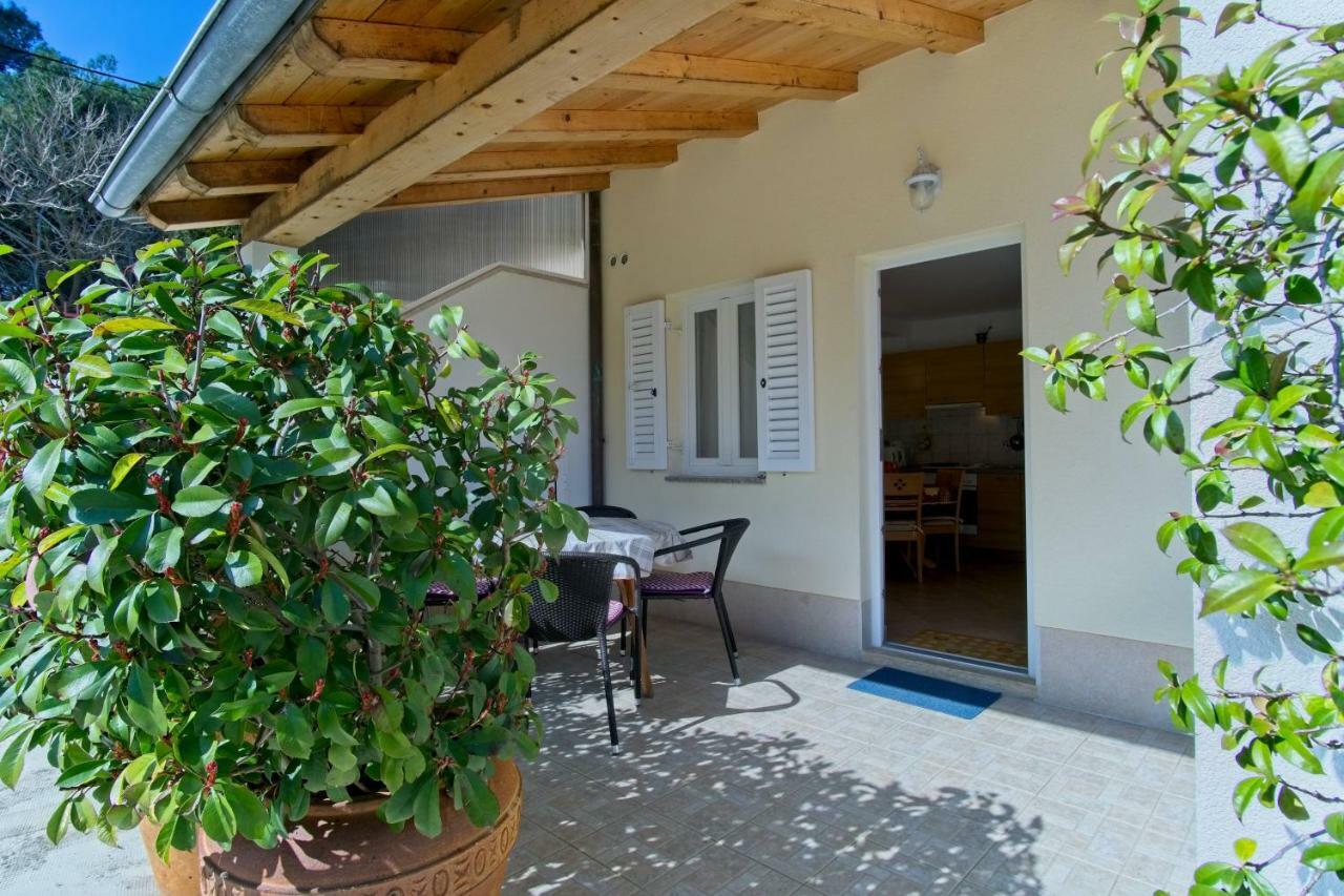 Apartmani Dorita مالي لوشينغْ المظهر الخارجي الصورة